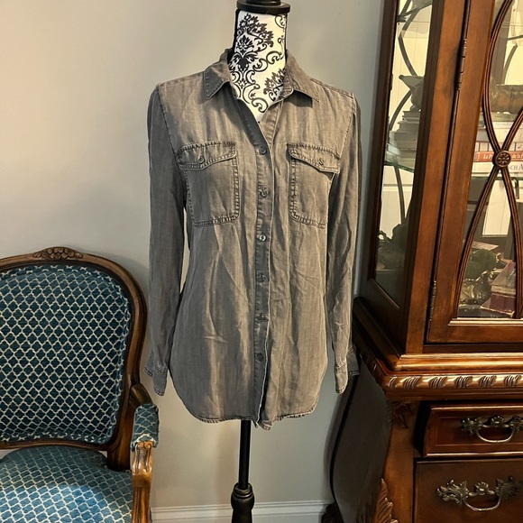 Chico’s gray wash chambray button up - Picture 1 of 6